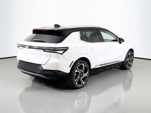 New 2026 Chevrolet Equinox EV LT image 7