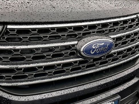 Certified 2022 Ford Explorer XLT w/ Equipment Group 202A image 29