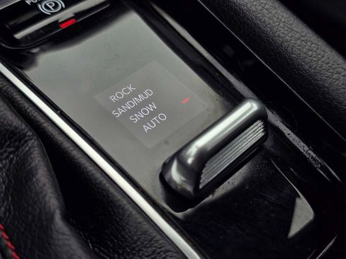 Used 2024 Jeep Compass Trailhawk image 36