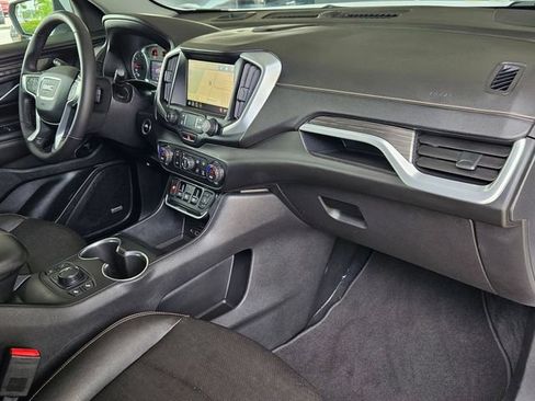 Used 2021 GMC Terrain SLT w/ Infotainment Package II FWD image 28