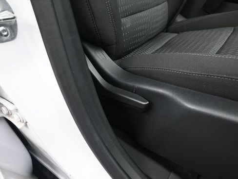 Used 2025 Chevrolet Equinox LT FWD image 37
