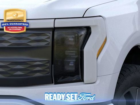 New 2025 Ford F150 Lightning Lariat image 18