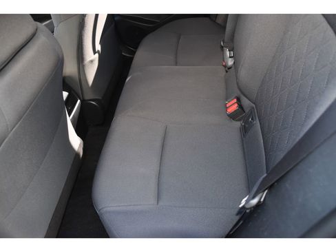 Used 2020 Toyota Corolla LE image 15