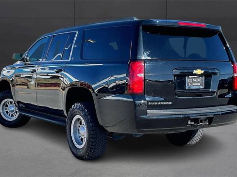 Used 2020 Chevrolet Suburban LT image 11