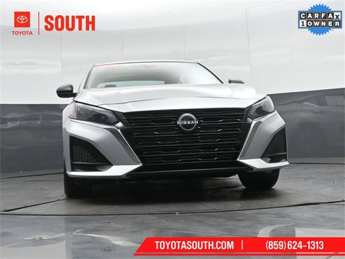 Used 2025 Nissan Altima 2.5 SV image 38