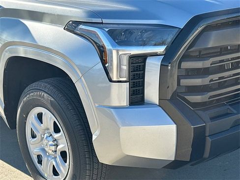 New 2026 Toyota Tundra SR image 8