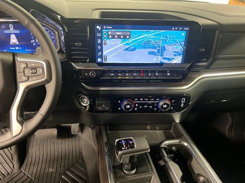 New 2026 Chevrolet Silverado 1500 RST w/ RST All Star Premium Package AWD/4WD image 21