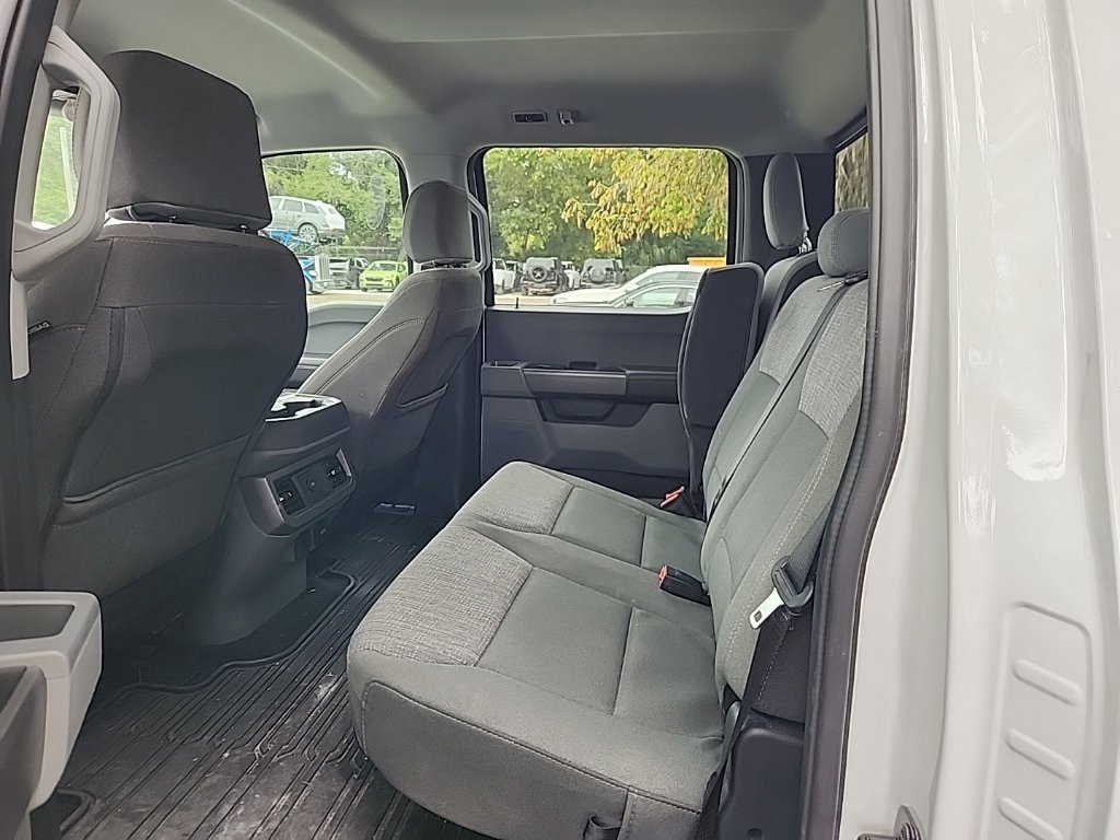 Used 2024 Ford F250 XLT w/ FX4 Off-Road Package AWD/4WD image 3