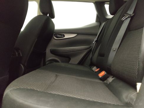 Used 2021 Nissan Rogue Sport S FWD image 18