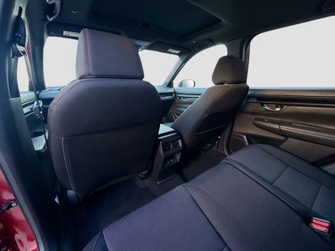 Used 2025 Honda CR-V Sport image 22