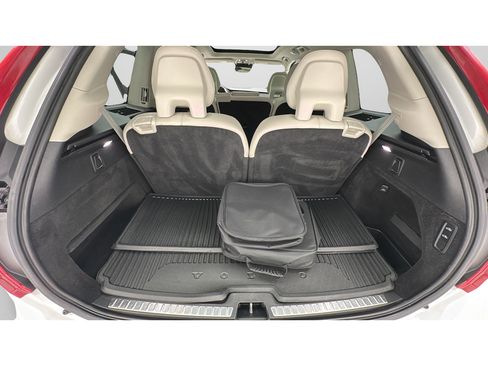 Used 2021 Volvo XC90 T8 Inscription w/ Advanced Package AWD/4WD image 22