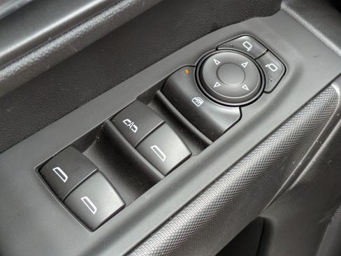 Used 2026 Chevrolet Silverado 1500 Custom RWD image 18