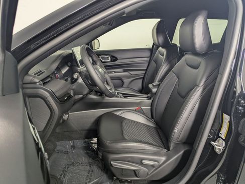 New 2026 Jeep Compass Latitude AWD/4WD image 14
