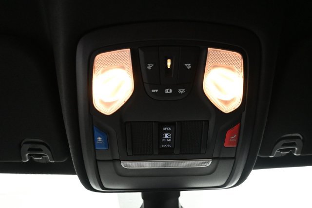 Used 2022 RAM 1500 Big Horn AWD/4WD image 32