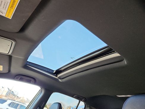 Used 2024 Honda Ridgeline Black Edition image 15