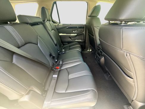 New 2026 Honda Pilot EX-L image 23