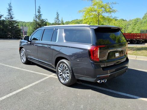 Certified 2023 GMC Yukon XL Denali Ultimate AWD/4WD image 7