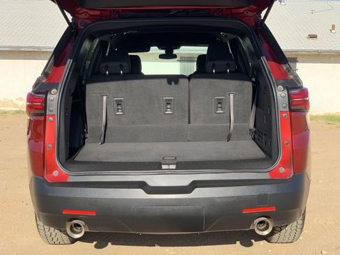 Certified 2023 Chevrolet Traverse LT FWD image 24