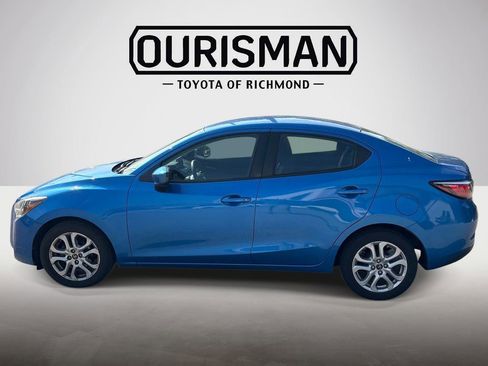Certified 2018 Toyota Yaris iA FWD image 8