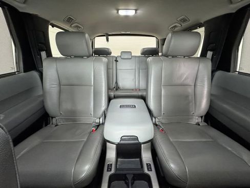 Used 2020 Toyota Sequoia Platinum image 7