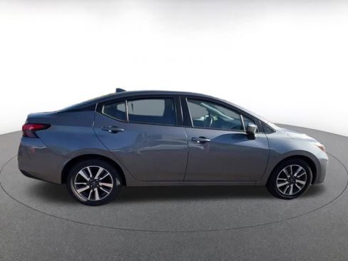 Used 2025 Nissan Versa SV FWD image 16