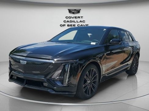 New 2026 Cadillac Lyriq V image 3