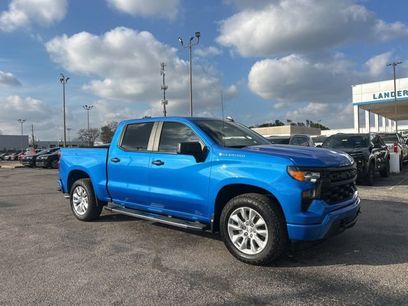 Used 2025 Chevrolet Silverado 1500 Custom