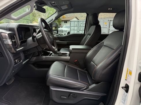 Used 2025 Ford F350 Lariat AWD/4WD image 34