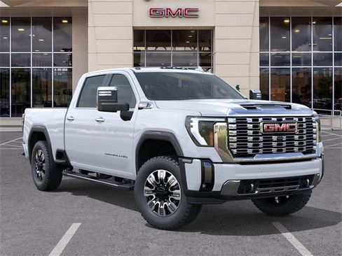 New 2026 GMC Sierra 2500 Denali w/ Denali Reserve Package image 7