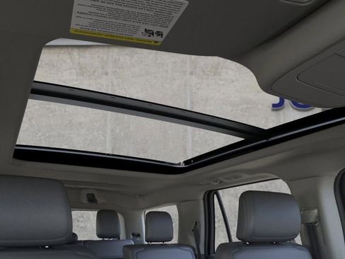 New 2026 Ford Expedition Active image 22