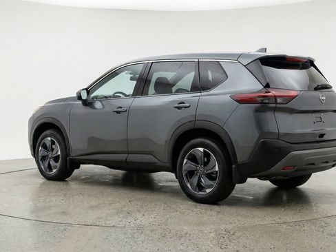 Used 2025 Nissan Rogue SV image 6