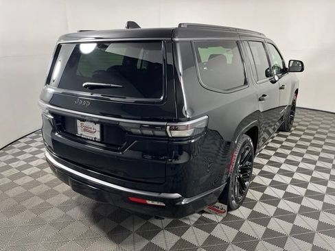 Used 2026 Jeep Grand Wagoneer Limited AWD/4WD image 7