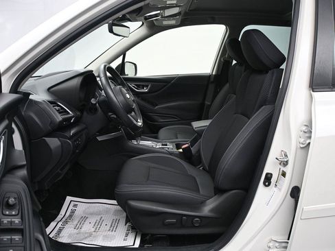 Used 2023 Subaru Forester Premium AWD/4WD image 8
