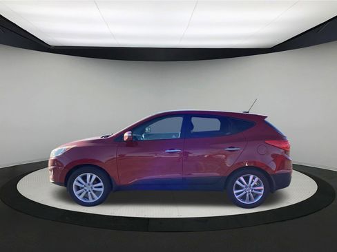 Used 2010 Hyundai Tucson Limited w/ Premium Pkg 4 image 5