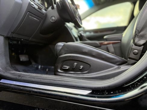 Used 2016 Cadillac XTS Luxury w/ Driver Awareness Package image 9