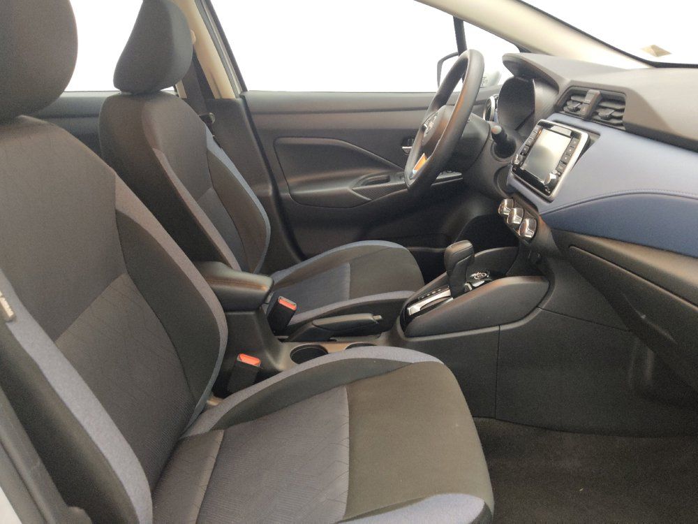 Used 2025 Nissan Versa SV FWD image 21