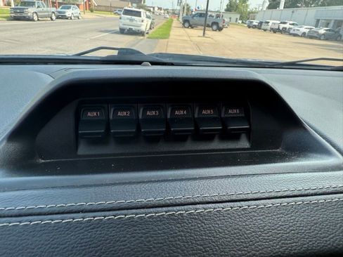 Used 2021 Ford Ranger Lariat w/ Tremor Off-Road Package AWD/4WD image 12