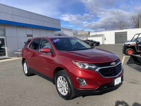 Used 2019 Chevrolet Equinox LT image 1