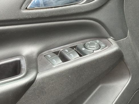 Used 2021 Chevrolet Equinox LT AWD/4WD image 22