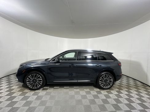 Used 2020 Lincoln Corsair Reserve w/ Equipment Group 201A AWD/4WD image 4