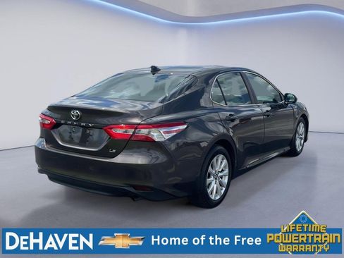 Used 2019 Toyota Camry LE w/ Convenience Package FWD image 6