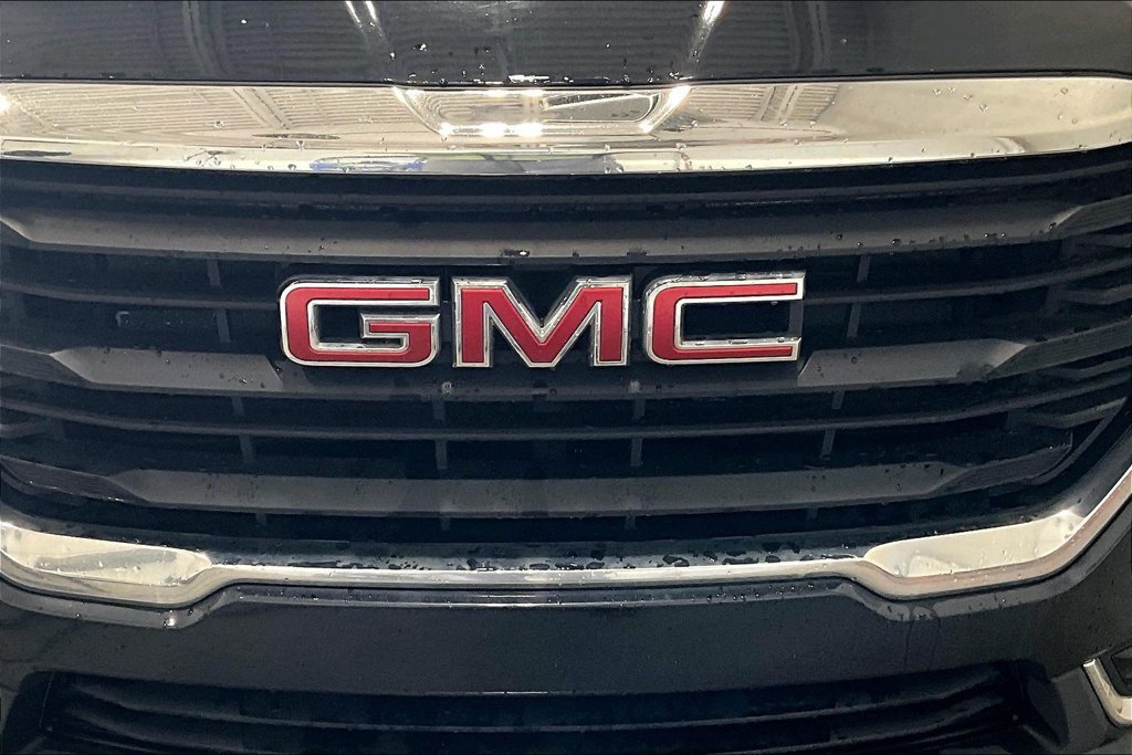 Used 2022 GMC Terrain SLE AWD/4WD image 32