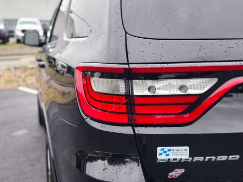 Used 2018 Dodge Durango GT w/ Premium Group AWD/4WD image 9