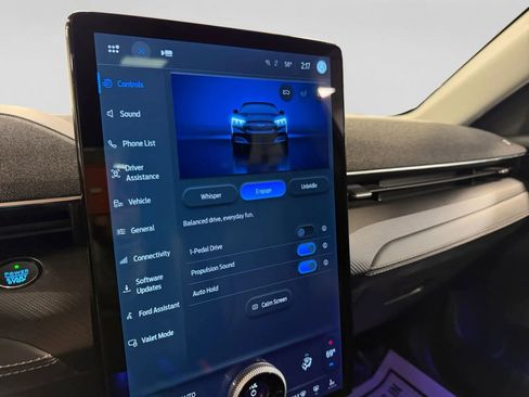 Used 2021 Ford Mustang Mach-E Premium image 32