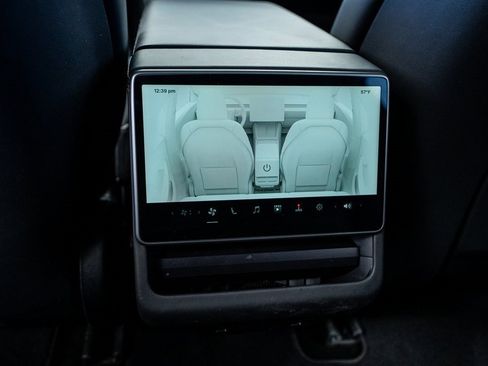 Used 2025 Tesla Model 3 Long Range image 53