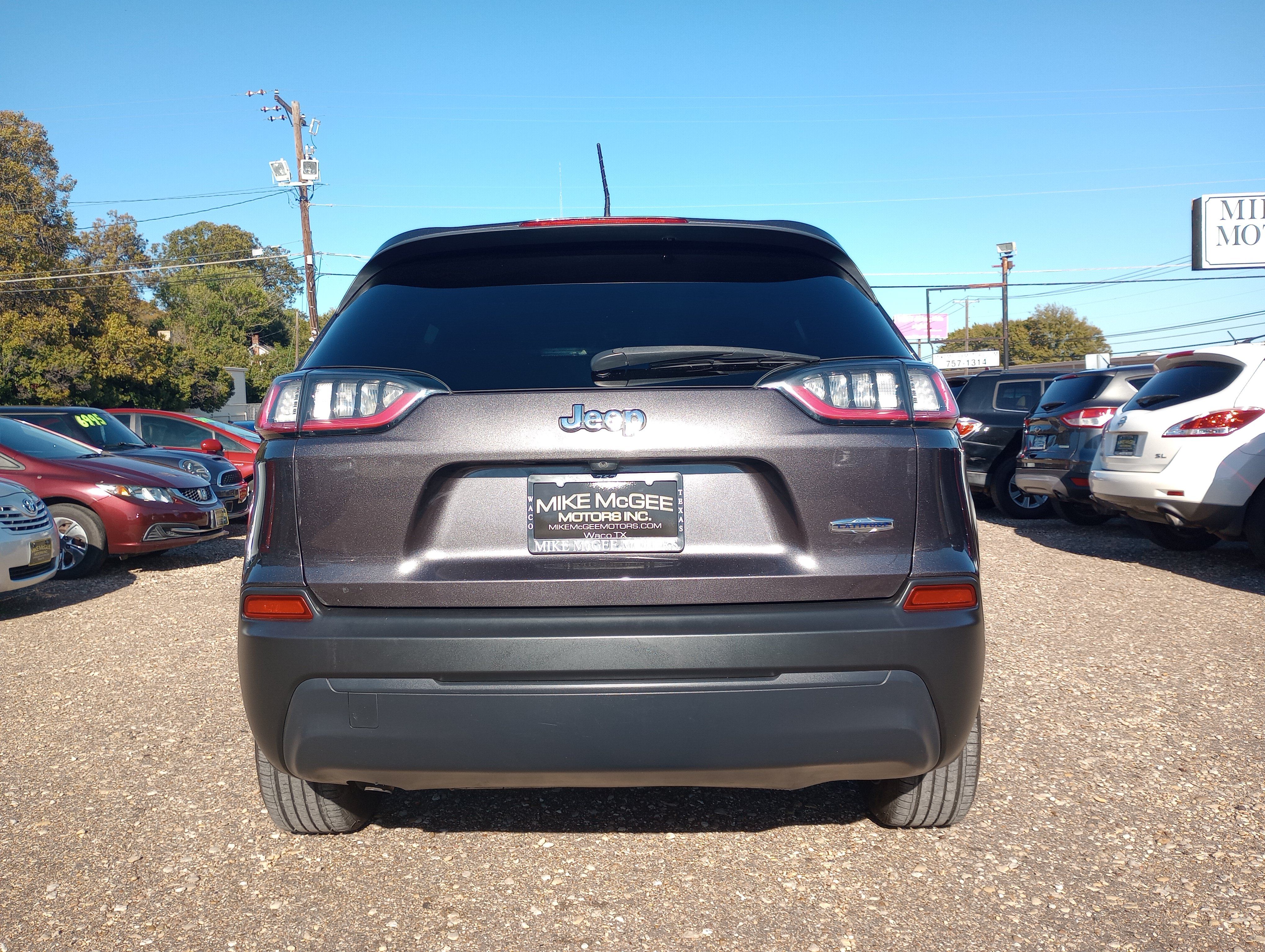 Used 2019 Jeep Cherokee Latitude Plus FWD image 6