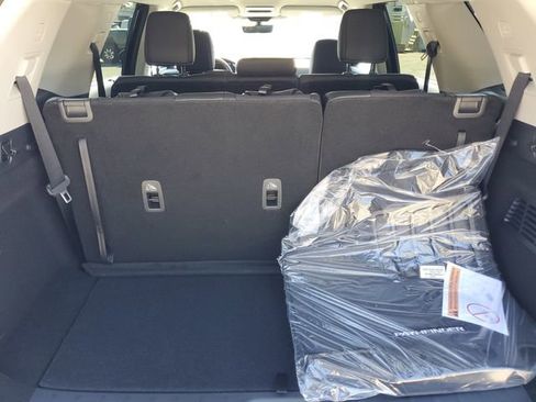 New 2025 Nissan Pathfinder SL image 27