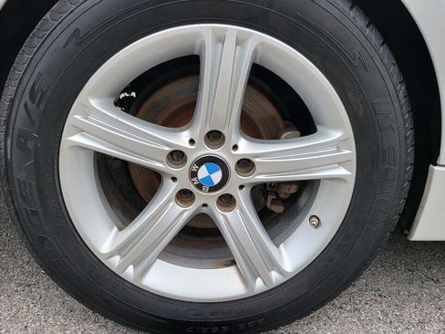 Used 2015 BMW 320i Sedan image 36