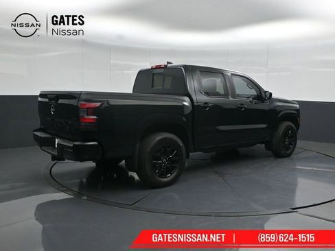 Used 2026 Nissan Frontier SV w/ SV Convenience Package AWD/4WD image 2