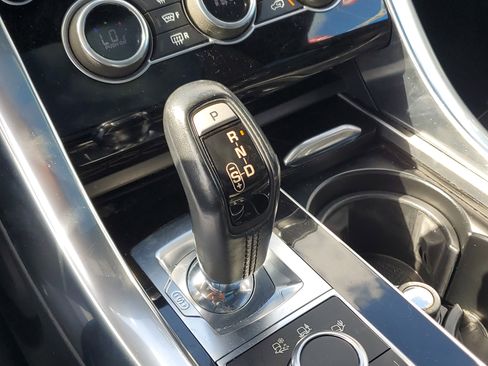 Used 2017 Land Rover Range Rover Sport HSE image 25